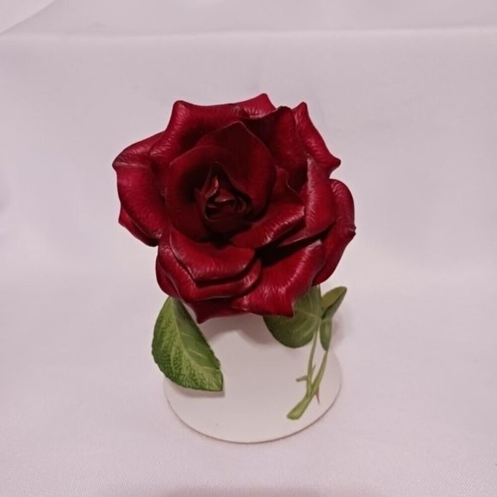Franklin Mint Vtg The royalty rose bell 1984 - Picture 5 of 7